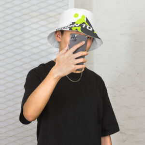 Reversible bucket hat